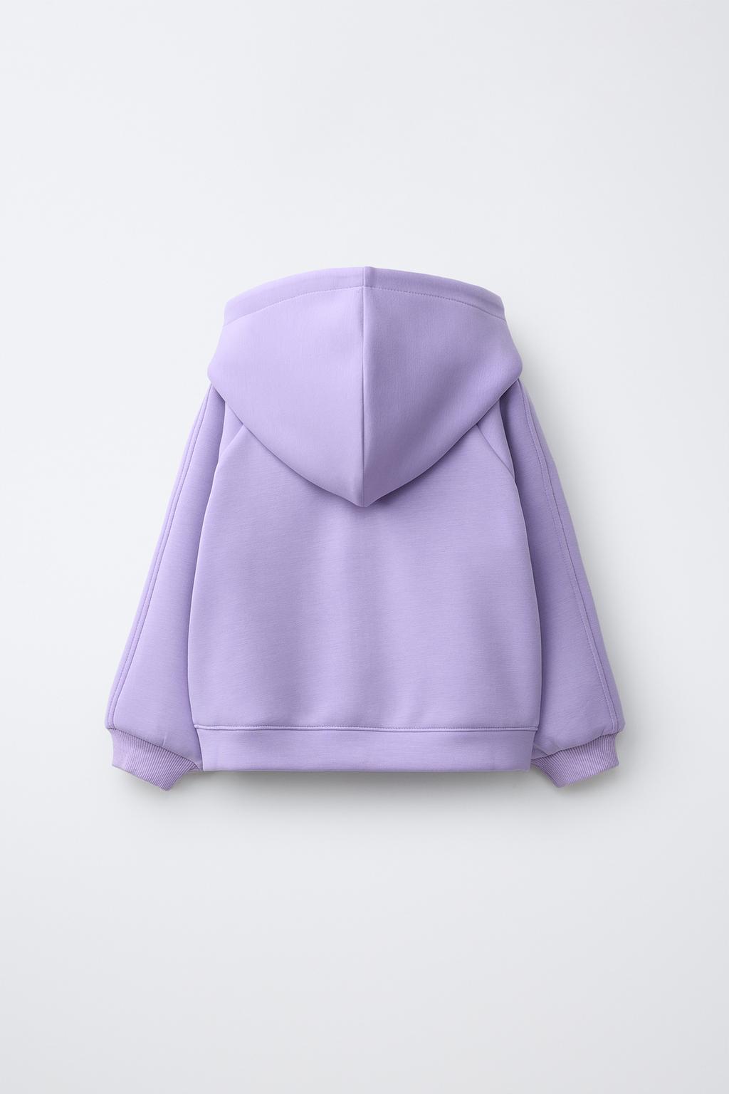 ТОЛСТОВКА НА МОЛНИИ С РЕЛЬЕФНЫМ ТЕКСТОМ