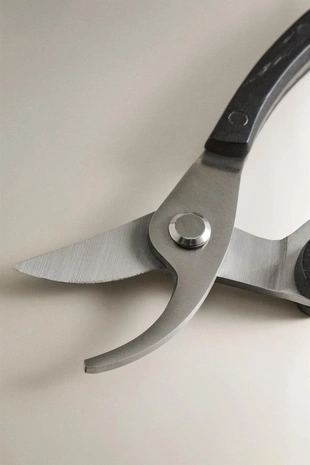 Секатор для сада- Заказать в России