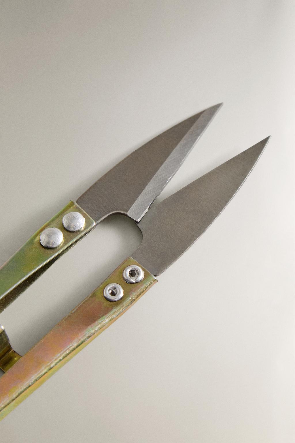 Садовые ножницы для обрезки