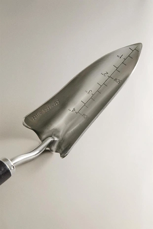 Маленькая садовая лопата- Заказать в России