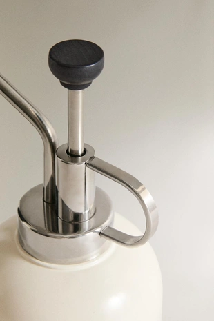 Стальной садовый опрыскиватель