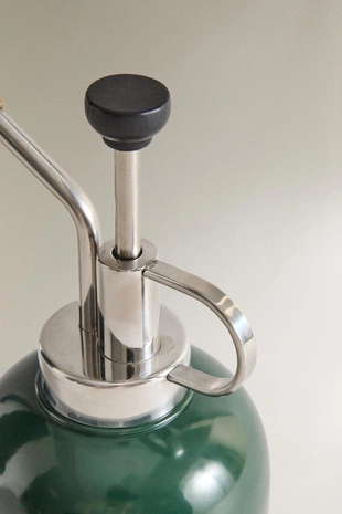 Стальной садовый распылитель