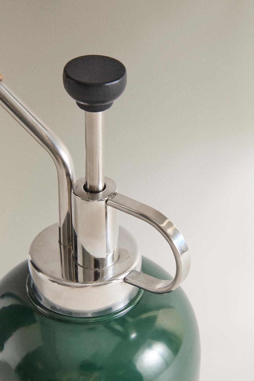 Стальной садовый распылитель