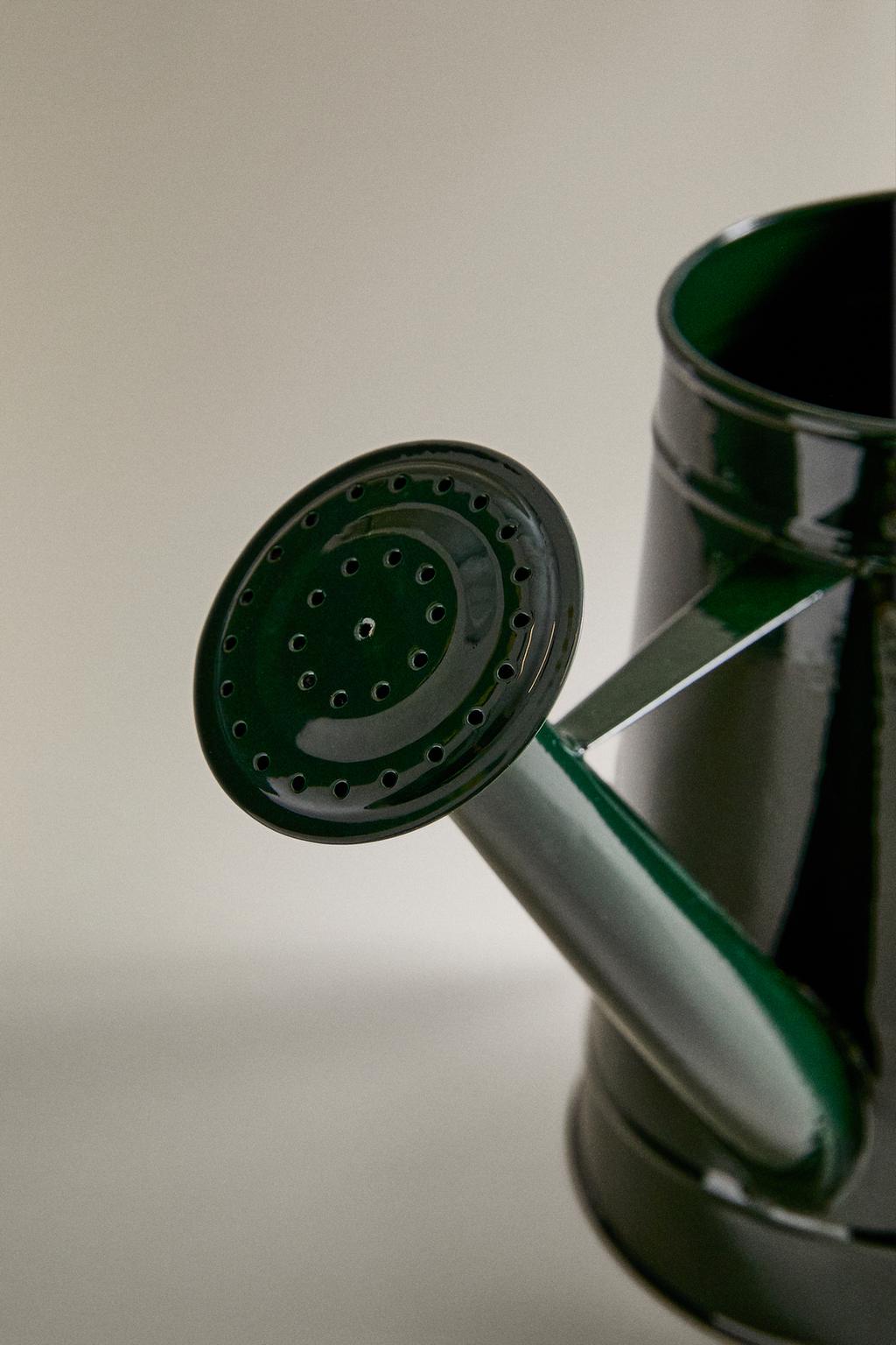 Стальная садовая лейка