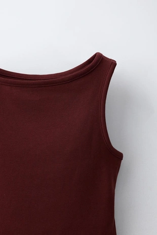 Однотонный топ из модала