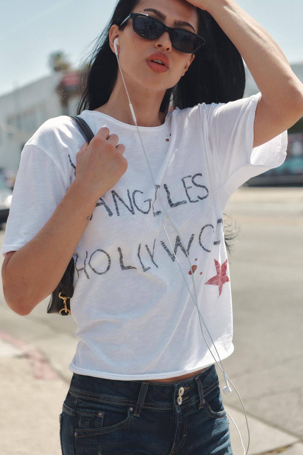 ФУТБОЛКА OVERSIZE С НАДПИСЬЮ И РАЗРЕЗАМИ