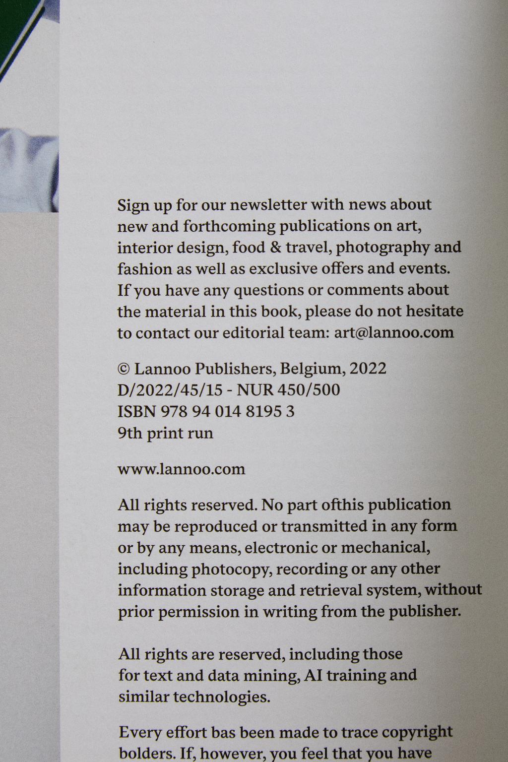 Книга 150 полей для гольфа, которые стоит посетить перед смертью (на английском языке)