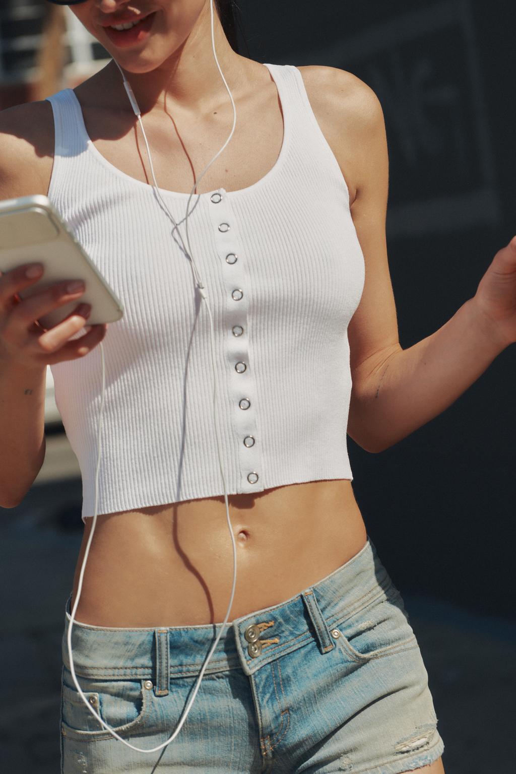 ТРИКОТАЖНЫЙ ТОП В РУБЧИК