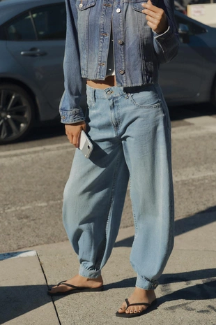 Джинсы Trf Balloon со средней посадкой- Заказать в России