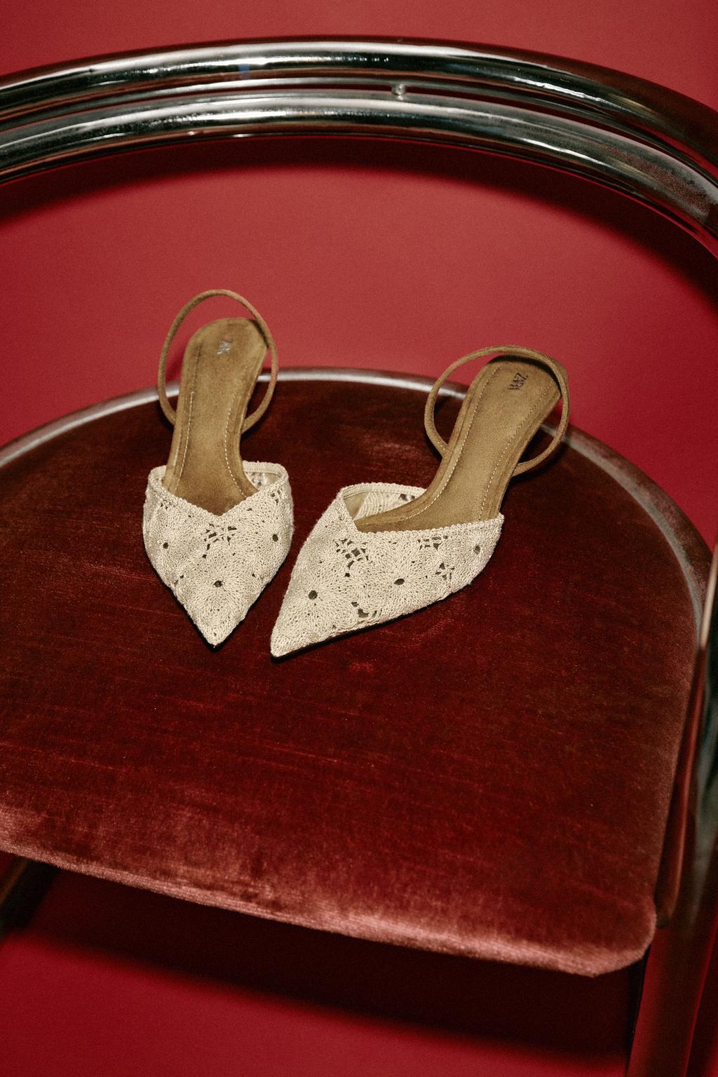 ТУФЛИ НА КАБЛУКЕ С ВЫШИВКОЙ