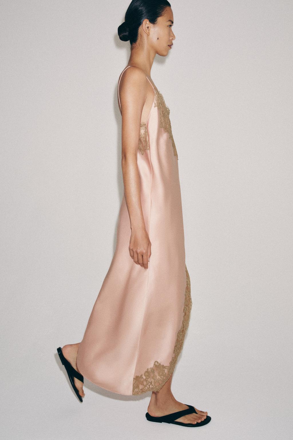 АТЛАСНОЕ ПЛАТЬЕ С КРУЖЕВОМ — ZW COLLECTION