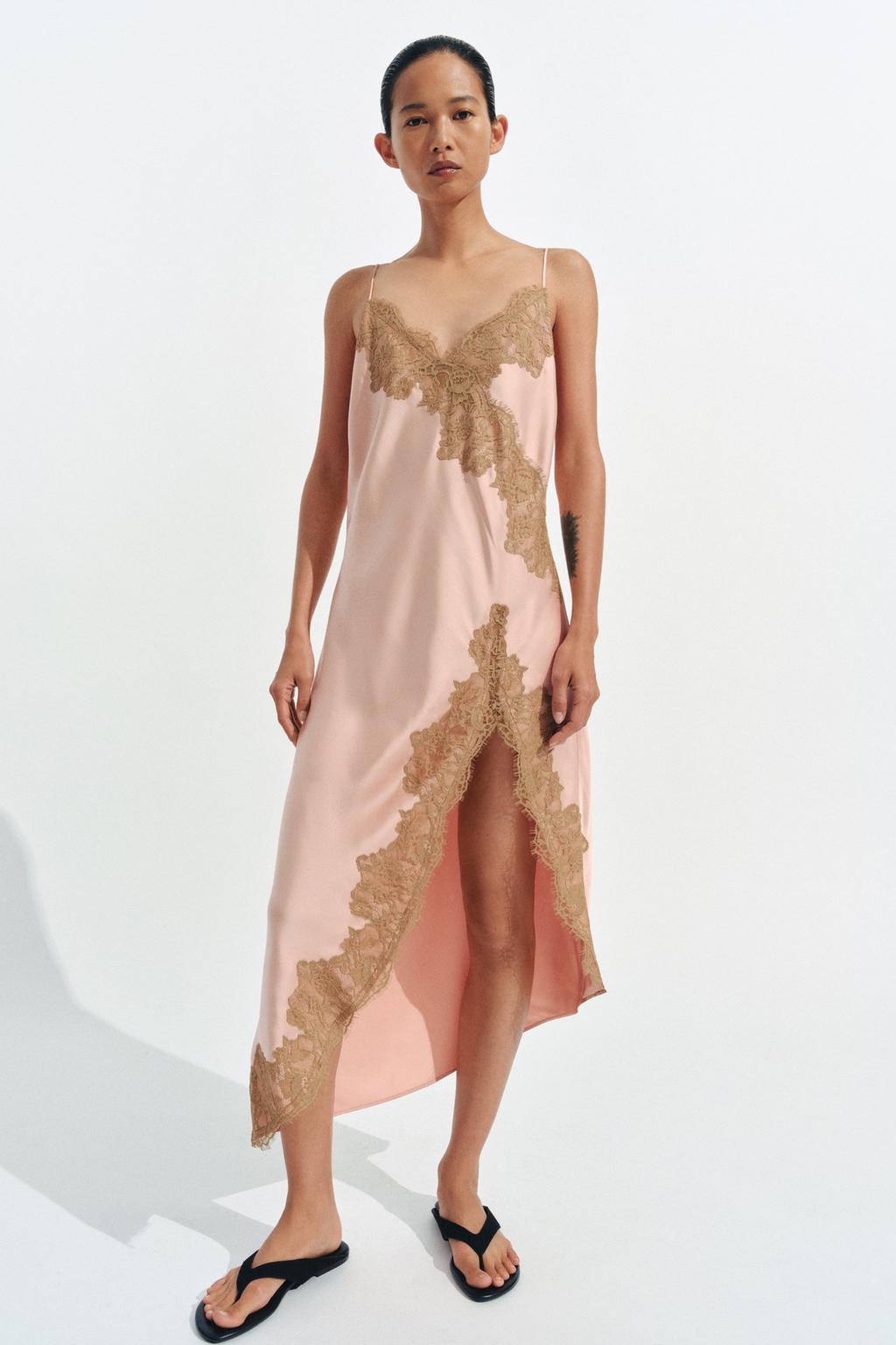 АТЛАСНОЕ ПЛАТЬЕ С КРУЖЕВОМ — ZW COLLECTION