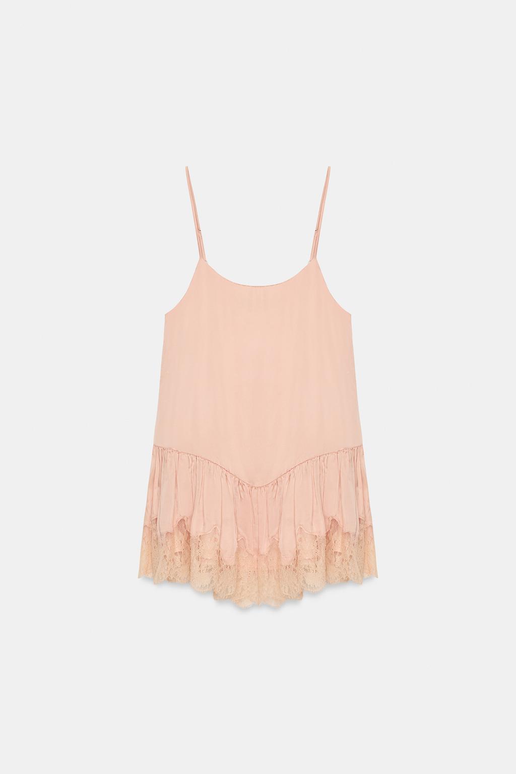 АТЛАСНОЕ ПЛАТЬЕ В БЕЛЬЕВОМ СТИЛЕ С КРУЖЕВОМ