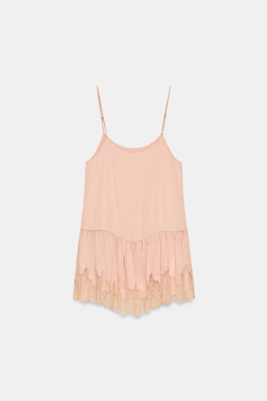 АТЛАСНОЕ ПЛАТЬЕ В БЕЛЬЕВОМ СТИЛЕ С КРУЖЕВОМ