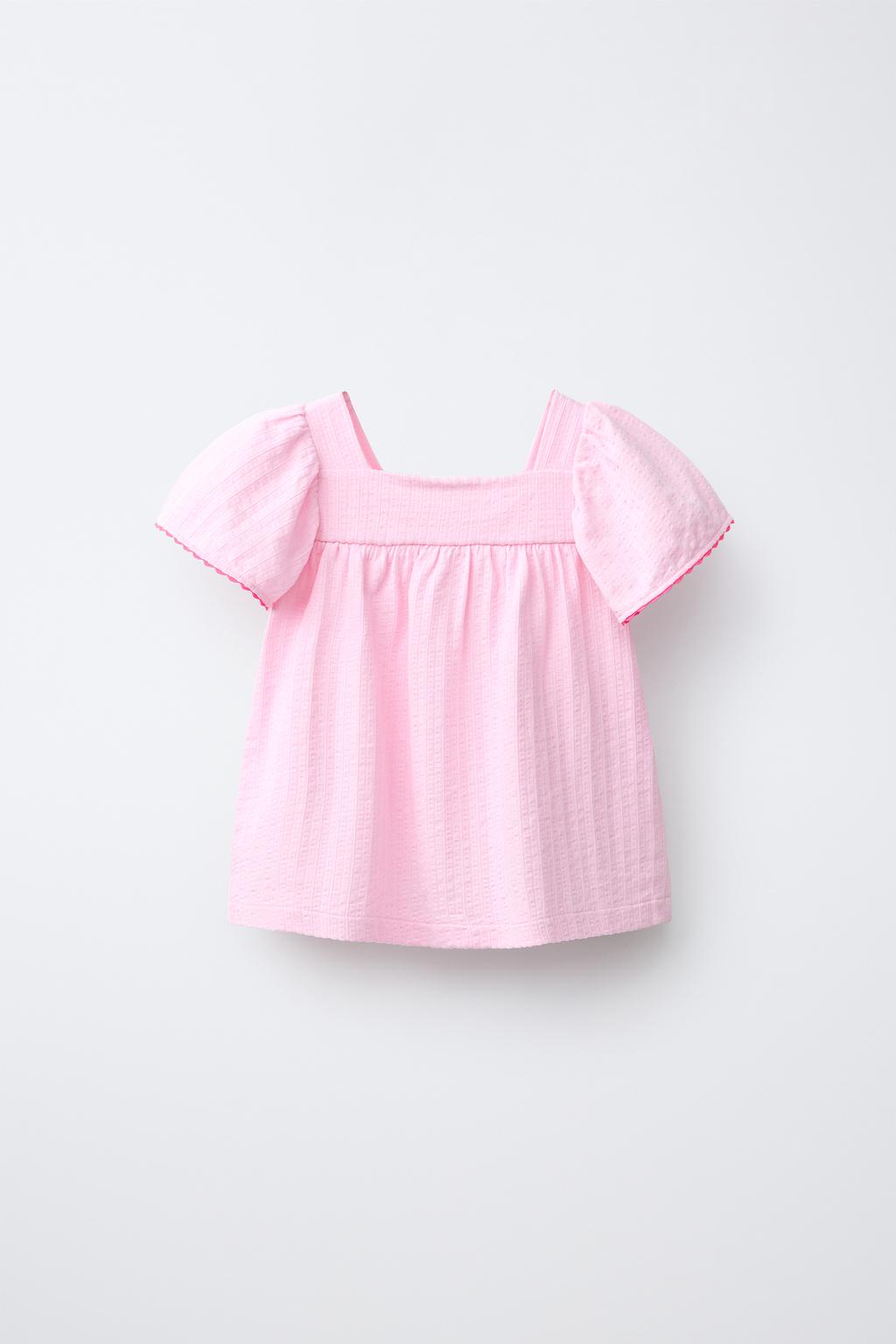 ТОП С КОНТРАСТНЫМИ ВОЛНИСТЫМИ ДЕТАЛЯМИ