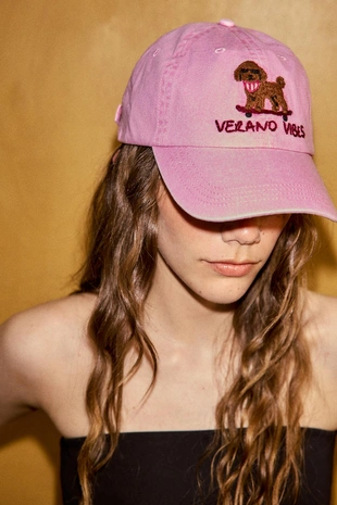 Кепка из саржи с вышивкой пуделя- Заказать в России