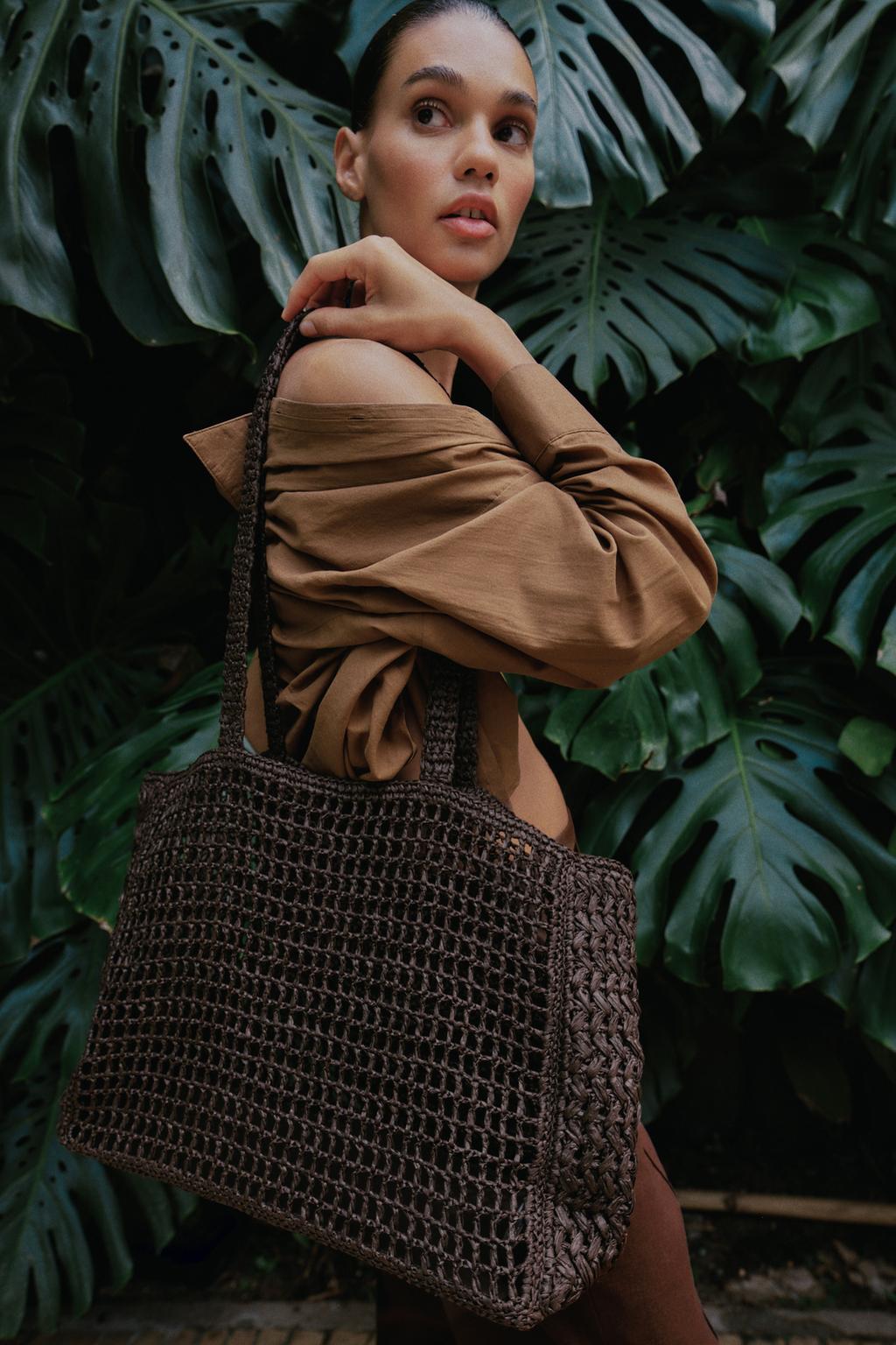 БОЛЬШАЯ ПЛЕТЕНАЯ СУМКА-ШОПЕР