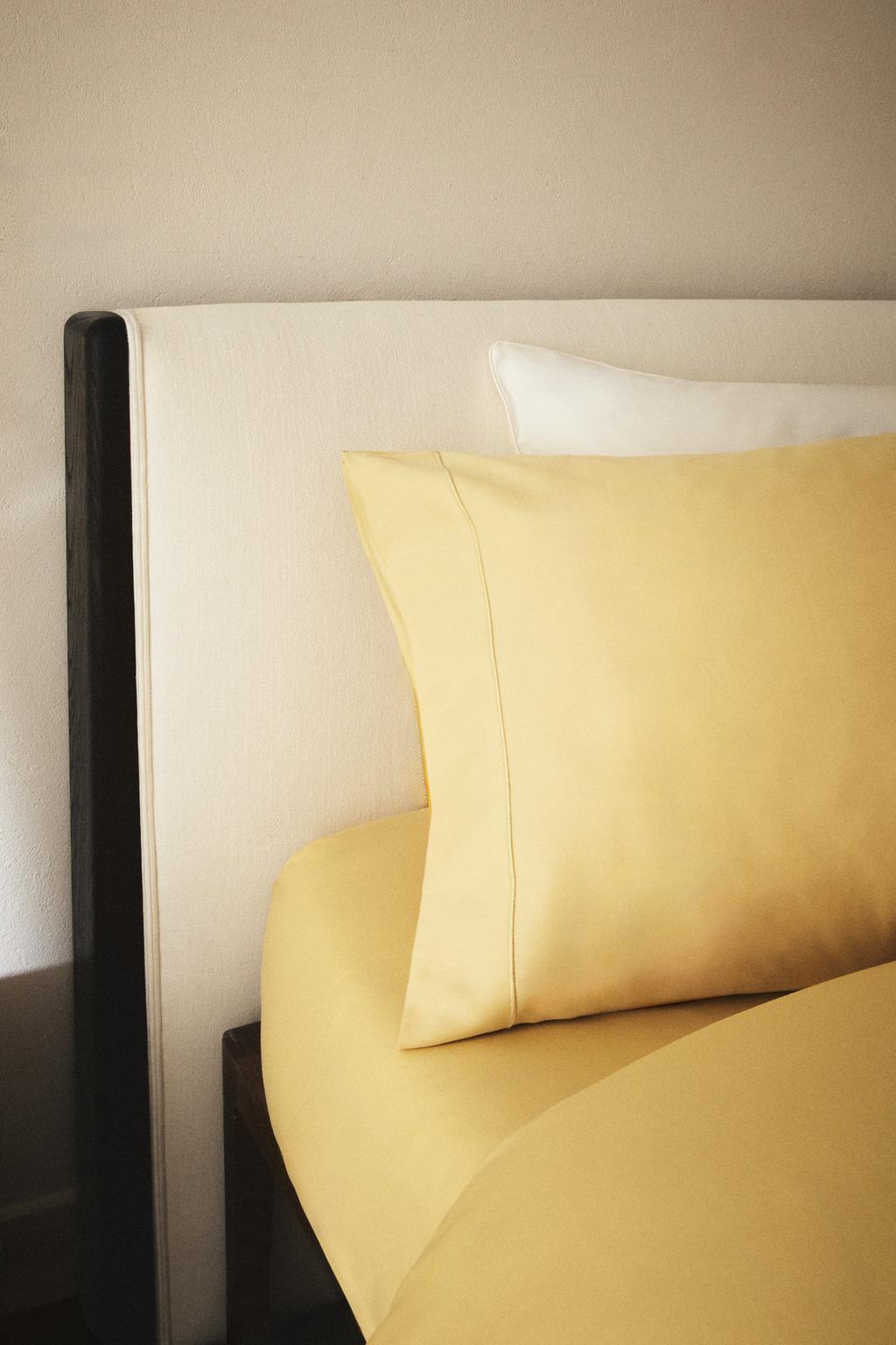 Наволочка из сатина с отделкой (300 нитей)