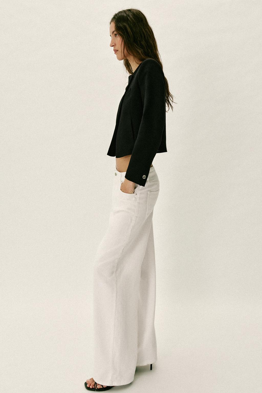 КОРОТКИЙ ДВУБОРТНЫЙ БЛЕЙЗЕР