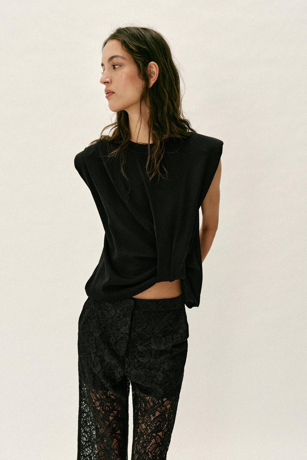 БРЮКИ ПРЯМОГО КРОЯ С КРУЖЕВОМ