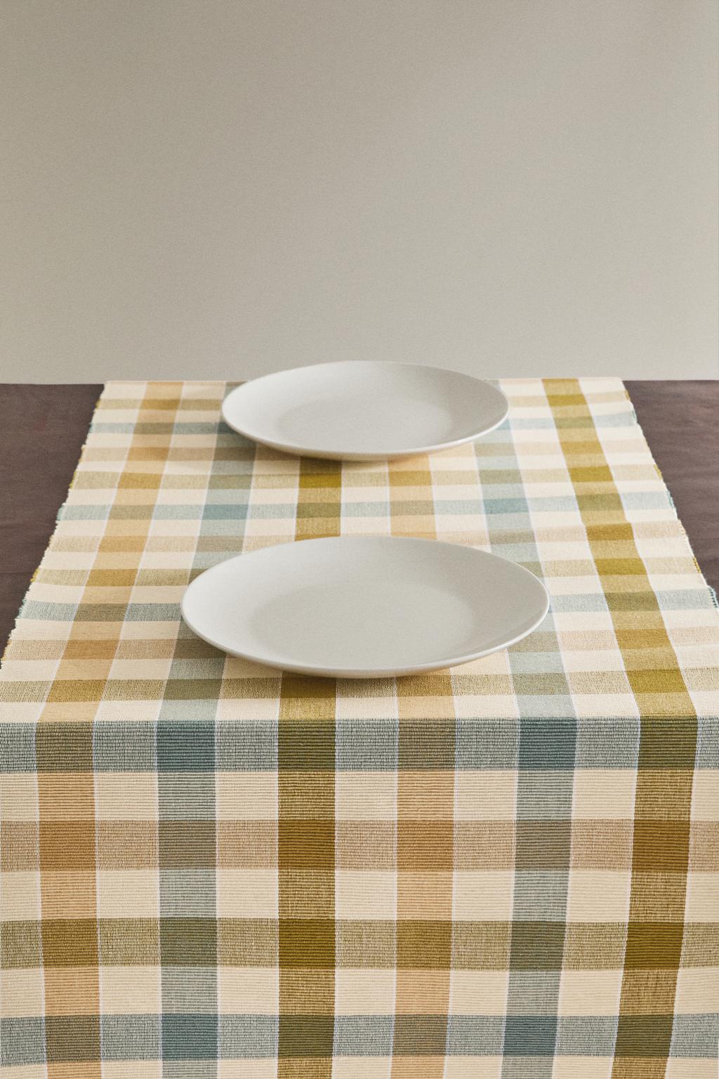 Покрывало для стола из вельветового картона в клетку