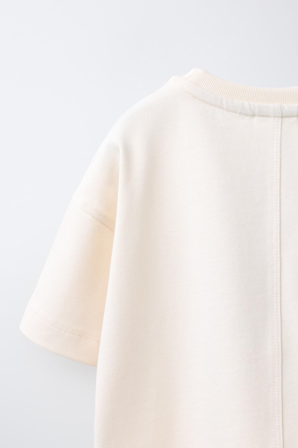 ФУТБОЛКА HEAVY С НАДПИСЬЮ