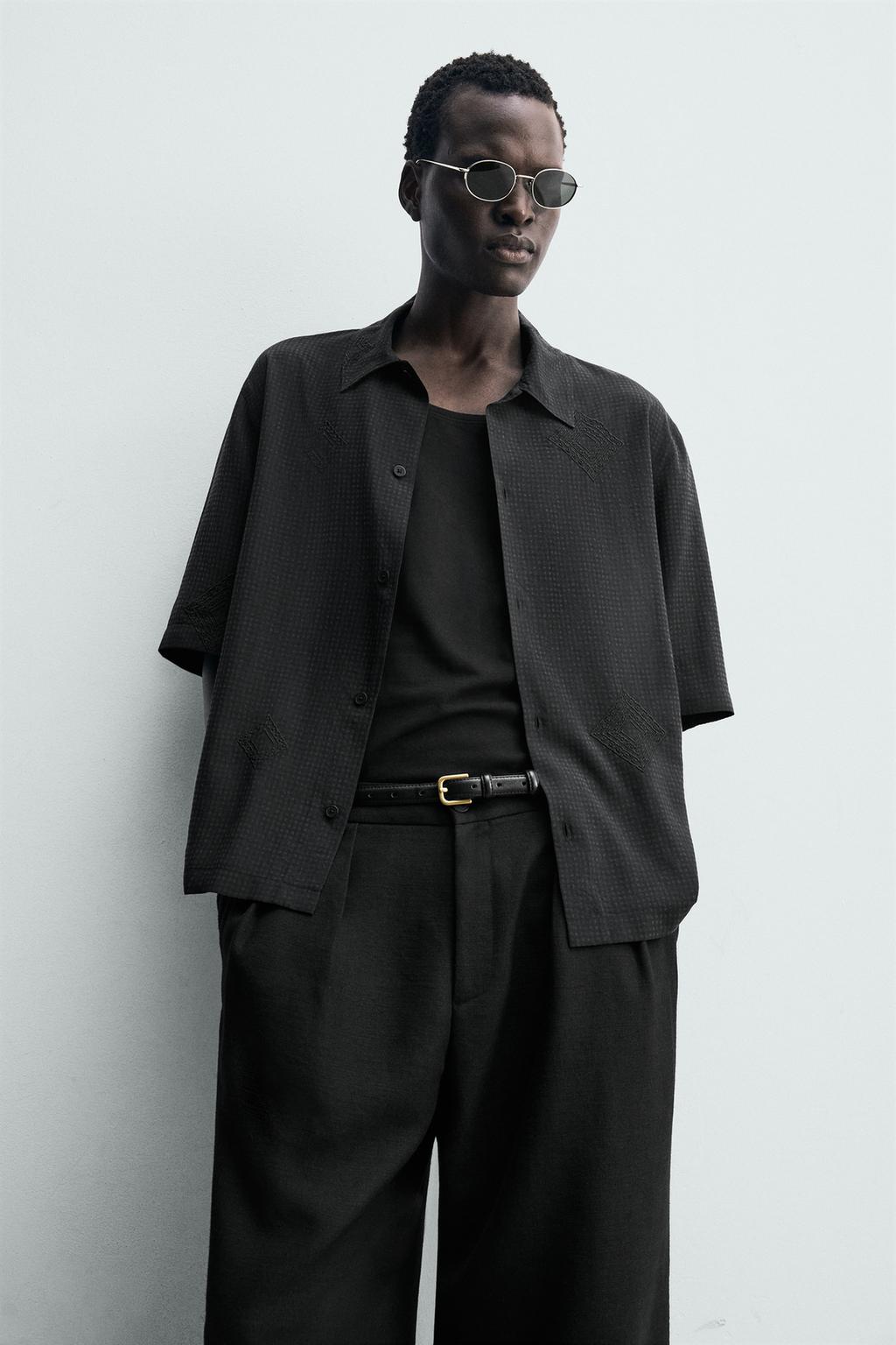 РУБАШКА С ГЕОМЕТРИЧЕСКОЙ ВЫШИВКОЙ