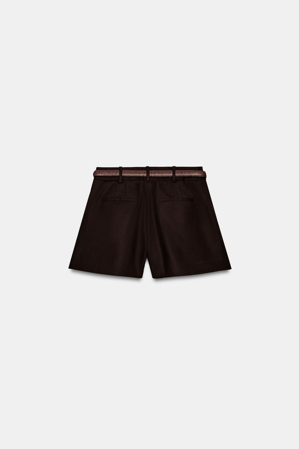 БЕРМУДЫ С ЗАЩИПАМИ И РЕМНЕМ