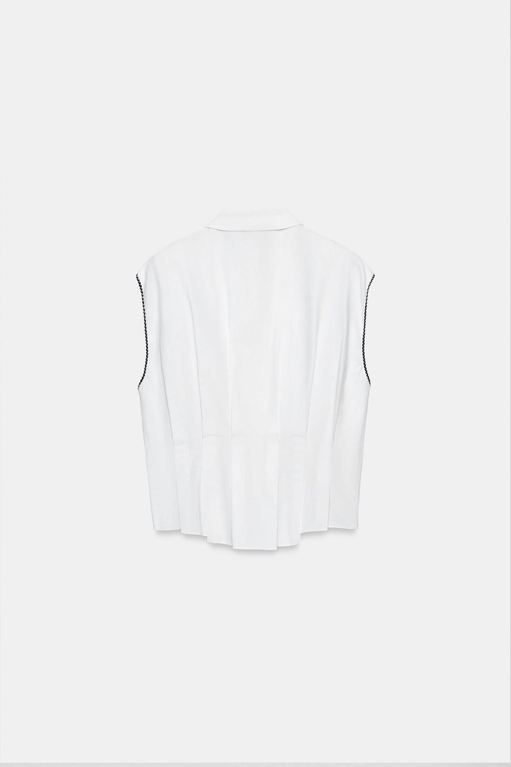 ТОП ИЗ ЛЬНА С ВЫТАЧКАМИ