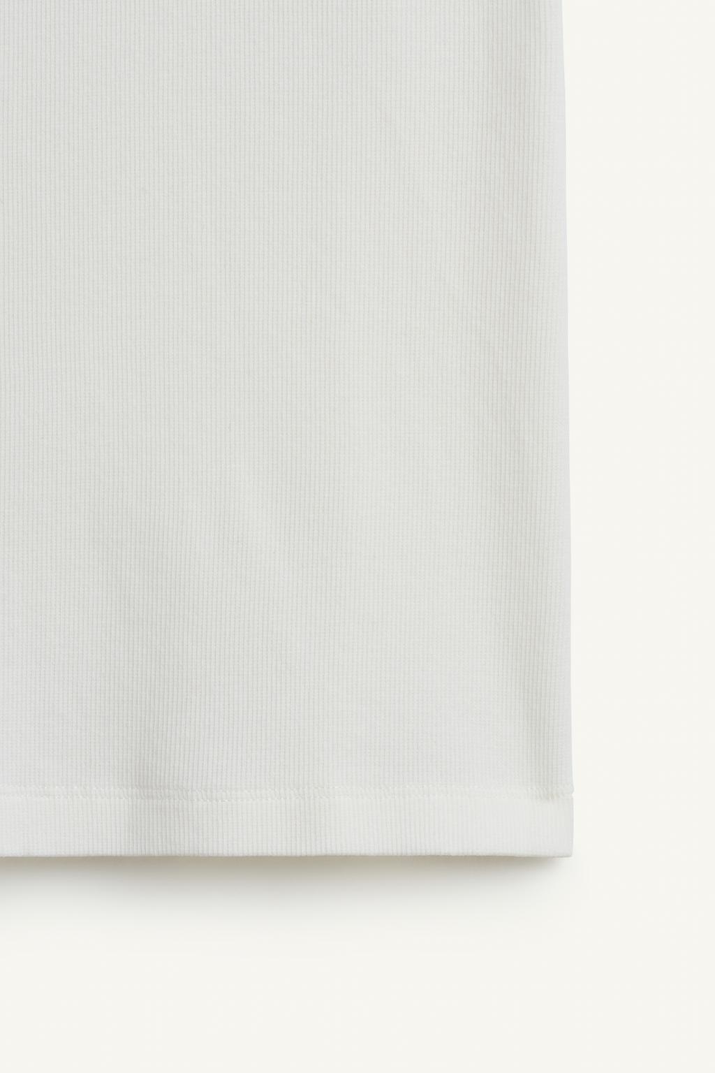 Хлопковый топ без рукавов