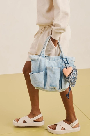 Сандалии с перекрестными ремешками из кожи овцы- Заказать в России