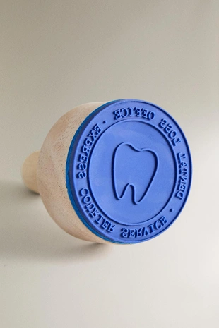 Детская футболка с принтом зубов- Заказать в России