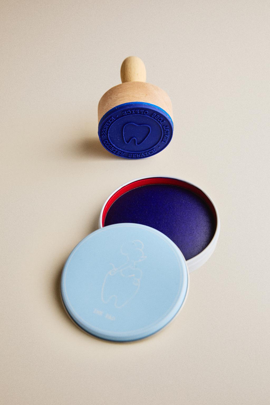 Детская футболка с принтом зубов