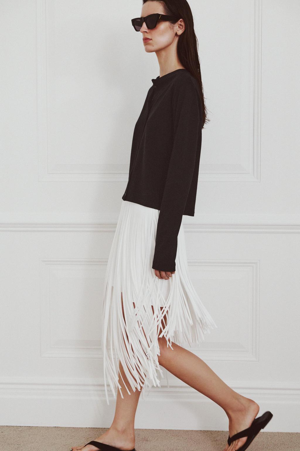 ФУТБОЛКА ИЗ 100% ХЛОПКА НА ПУГОВИЦАХ