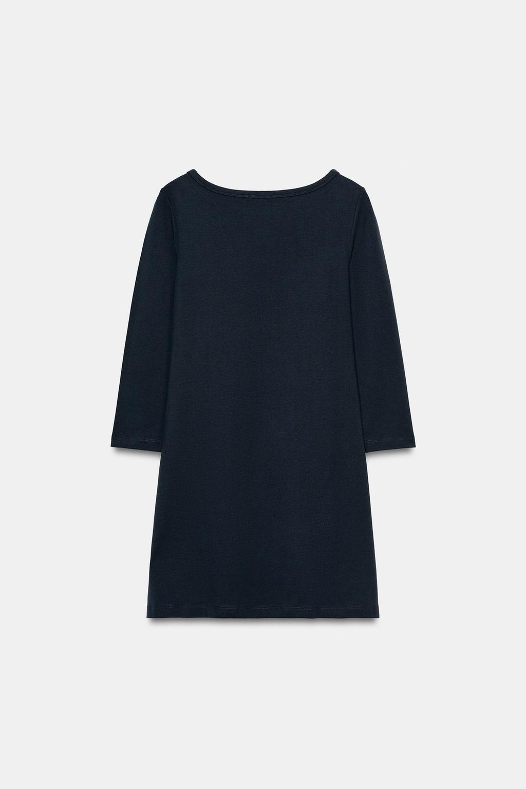 КОРОТКОЕ ПЛАТЬЕ С ВЫРЕЗОМ «ЛОДОЧКА»