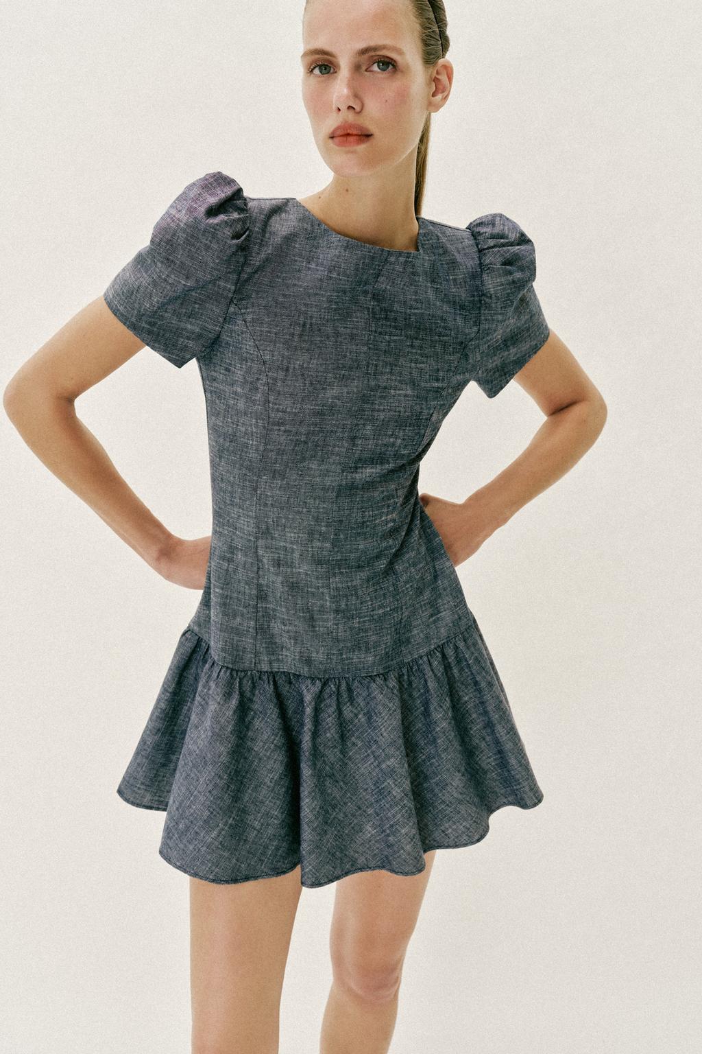 МИНИ-ПЛАТЬЕ С ОБЪЕМНЫМИ РУКАВАМИ