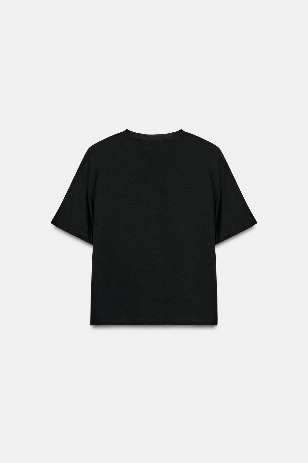 СВОБОДНАЯ ФУТБОЛКА СО СТЕГАНЫМИ ПЛЕЧАМИ