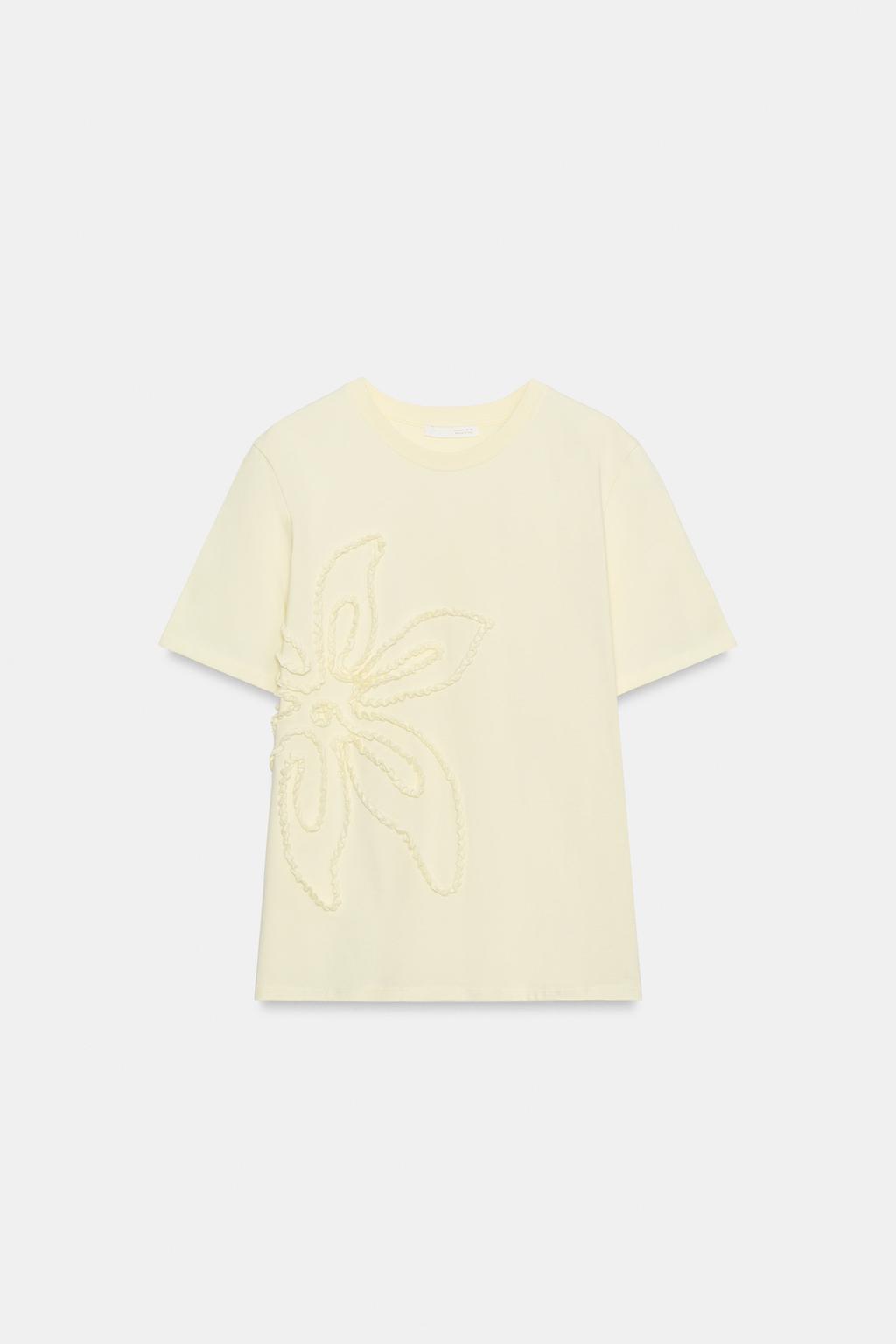 ФУТБОЛКА С ЦВЕТОЧНЫМ РЕЛЬЕФОМ