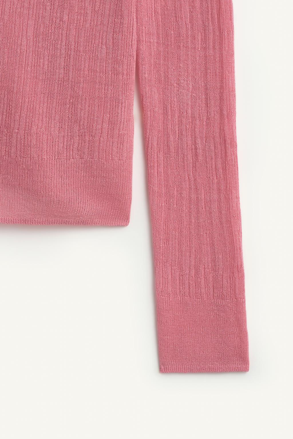 Вязаный льняной джемпер с v-образным вырезом