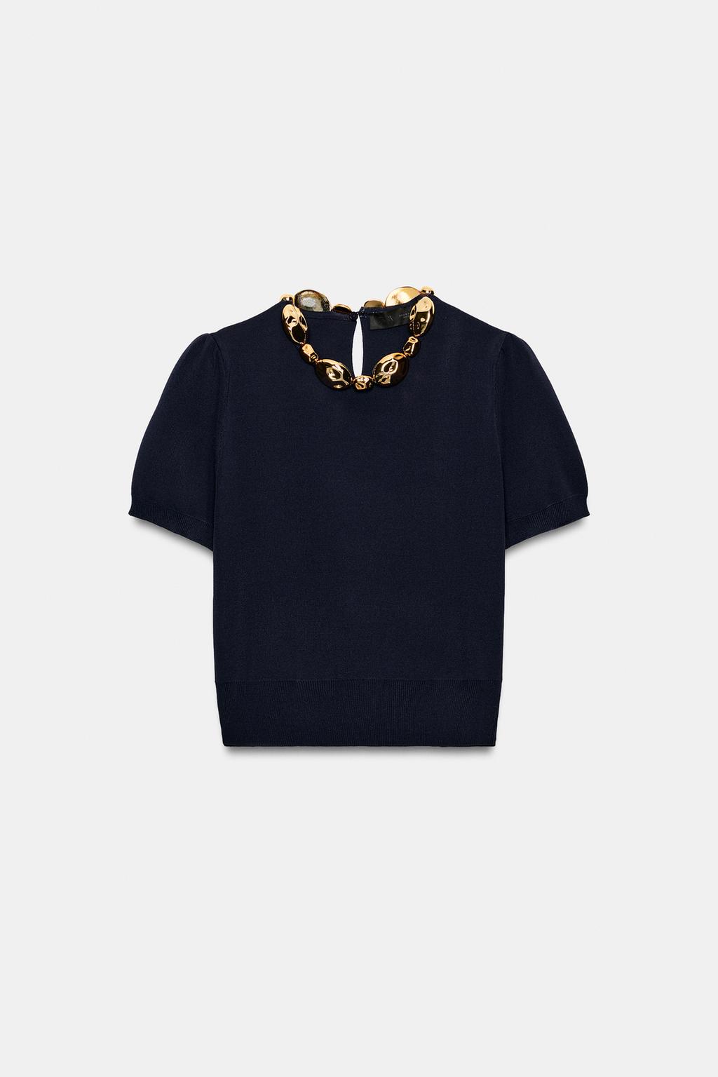 ТРИКОТАЖНЫЙ ТОП С БУСИНАМИ