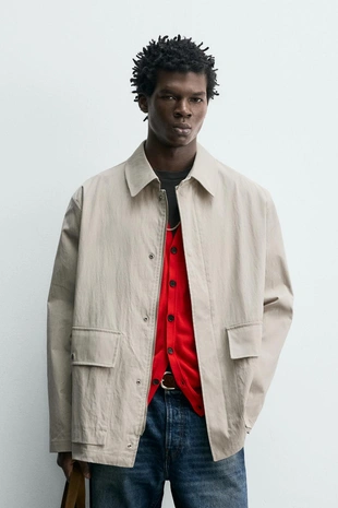 Куртка классического кроя с карманами- Заказать в России