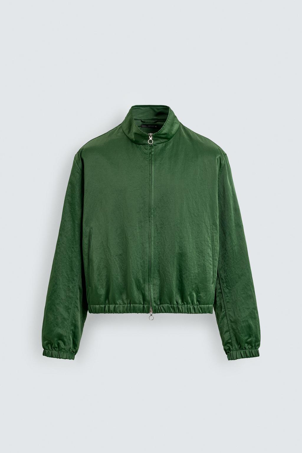 УКОРОЧЕННАЯ КУРТКА ИЗ ВЫСОКОТЕХНОЛОГИЧНОЙ ТКАНИ