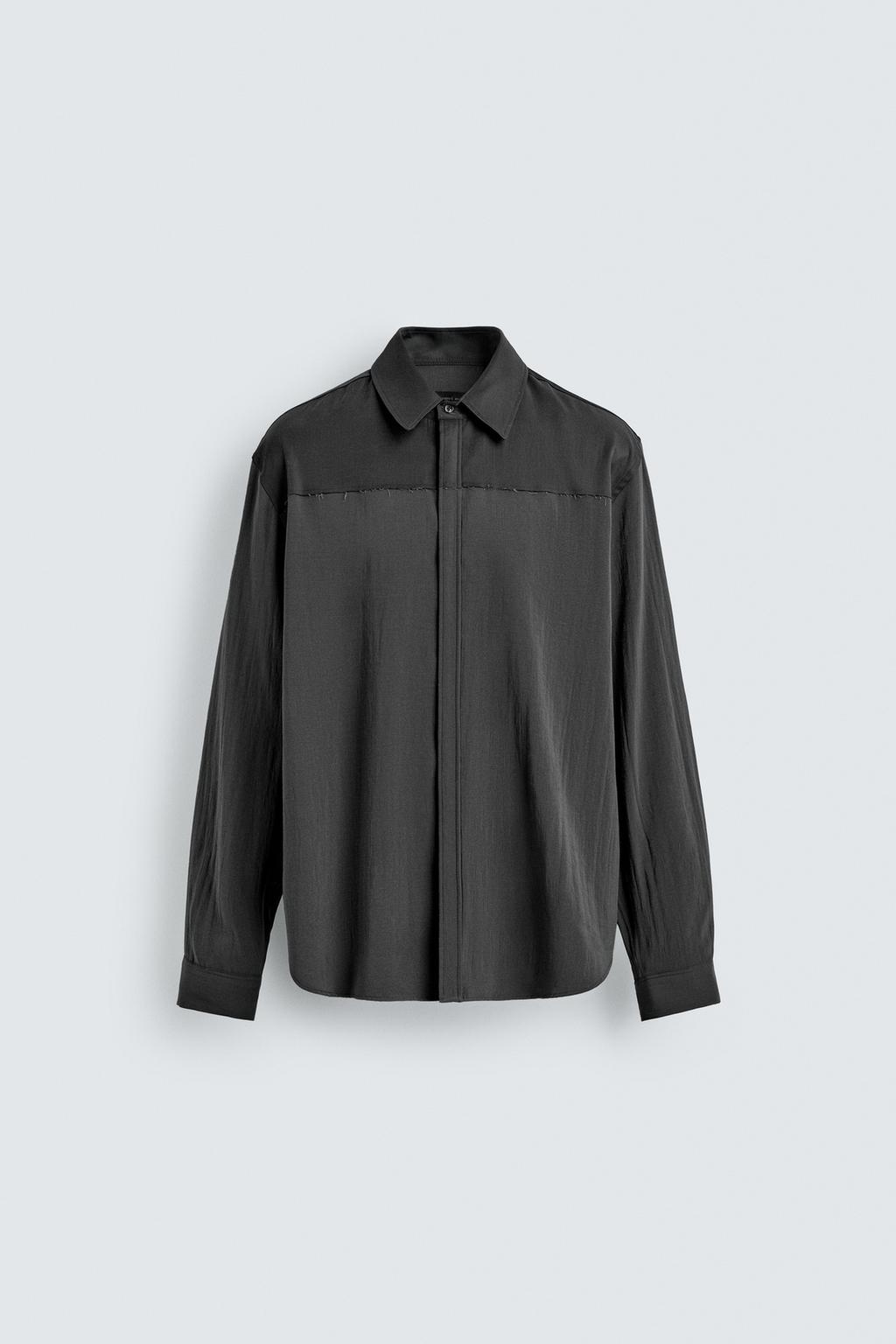 РУБАШКА СТРУЯЩЕГОСЯ ПОКРОЯ С КОНТРАСТНЫМИ ВСТАВКАМИ