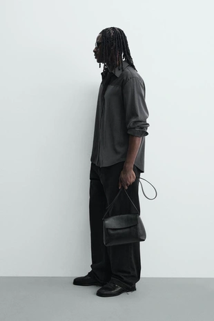 Рубашка струящегося покроя с контрастными вставками- Заказать в России