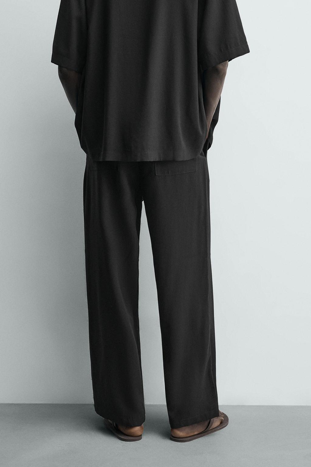 БРЮКИ RELAXED FIT ИЗ СТРУЯЩЕЙСЯ ТКАНИ