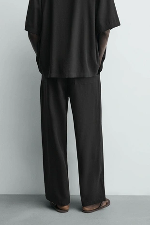 Брюки Relaxed Fit из струящейся ткани