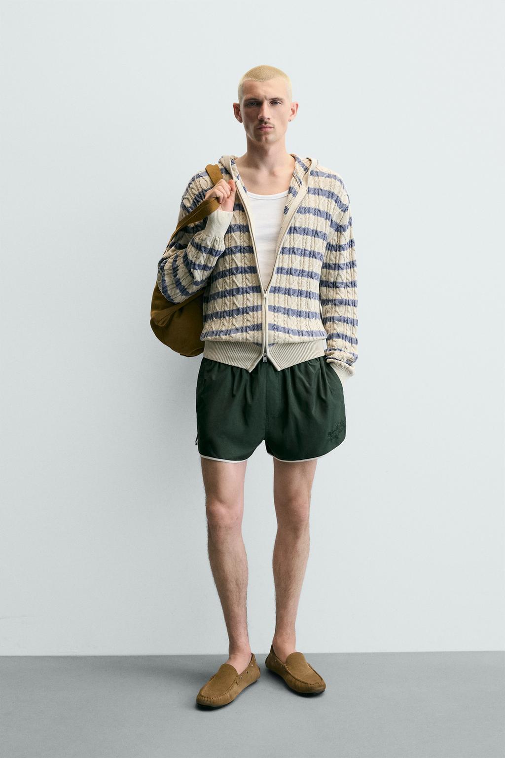 КАРДИГАН С КОСАМИ И КАПЮШОНОМ