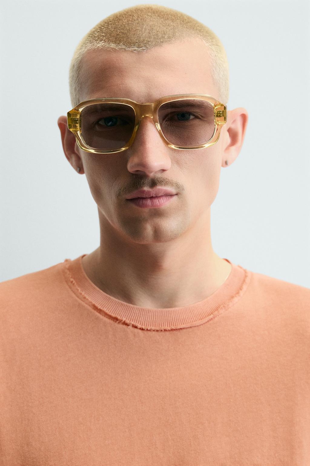 ФУТБОЛКА С НЕОБРАБОТАННЫМИ КРАЯМИ