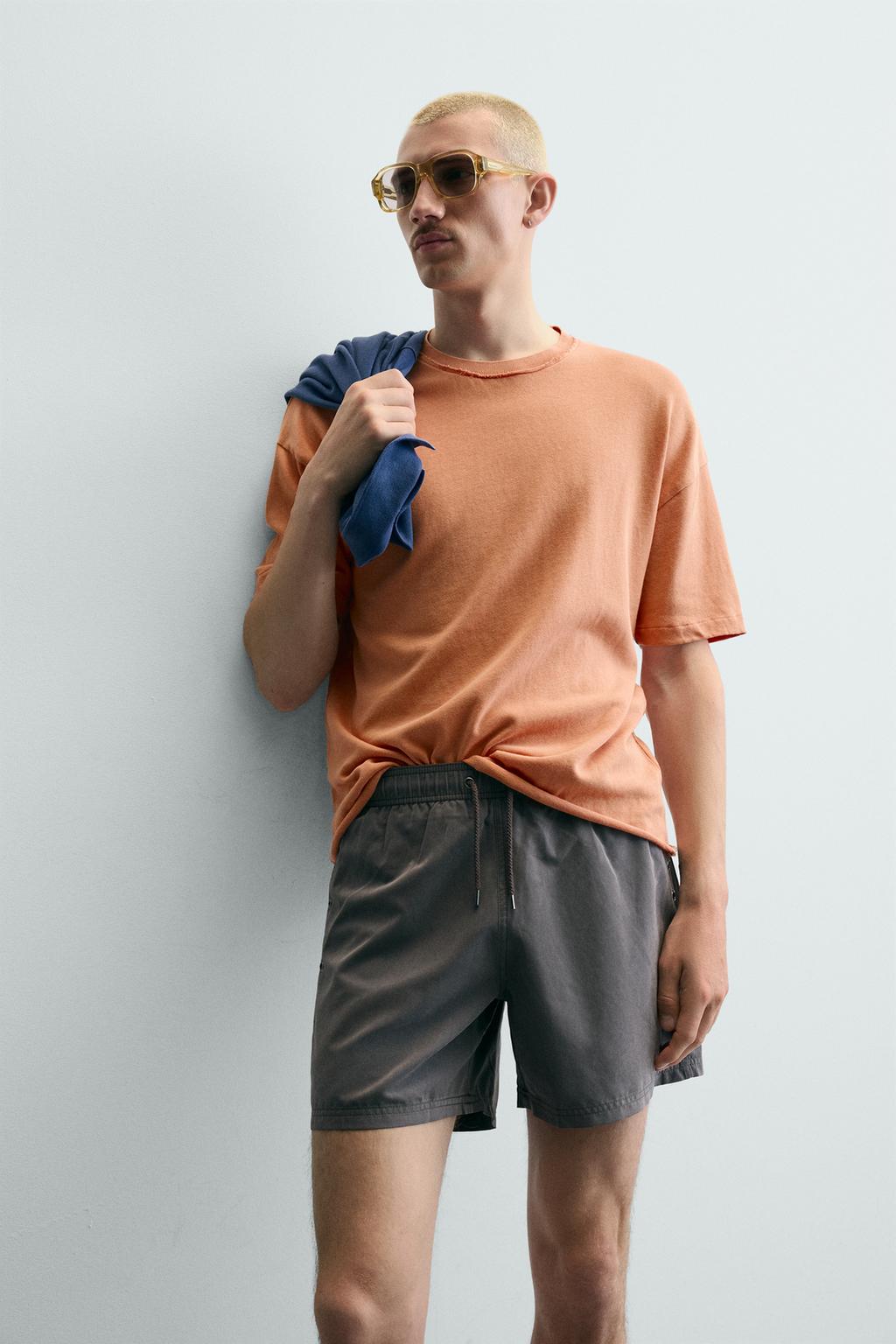 ФУТБОЛКА С НЕОБРАБОТАННЫМИ КРАЯМИ