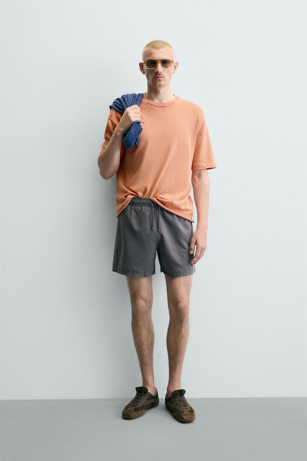 ФУТБОЛКА С НЕОБРАБОТАННЫМИ КРАЯМИ